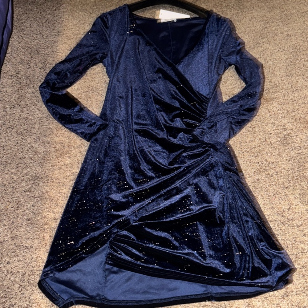 Elegant Navy Blue Velvet Dress